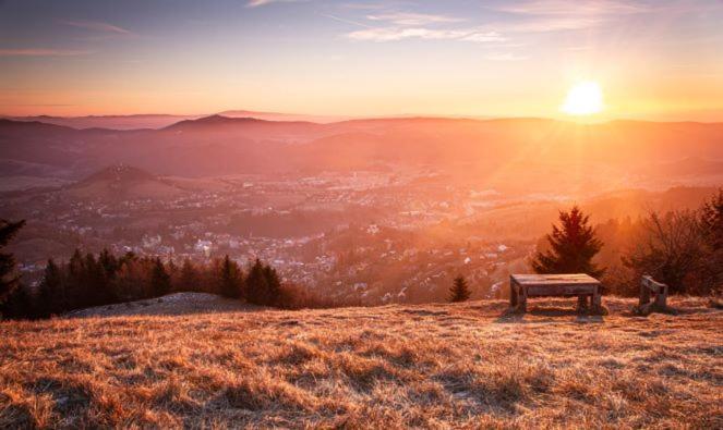 Burg Nad Banskou Stiavnicou Konuk evi Stiavnicke Bane Dış mekan fotoğraf