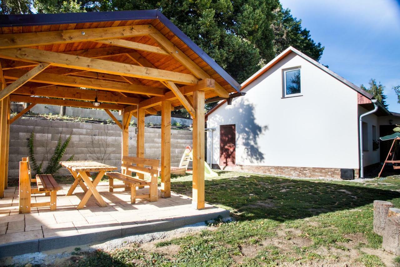 Burg Nad Banskou Stiavnicou Konuk evi Stiavnicke Bane Dış mekan fotoğraf